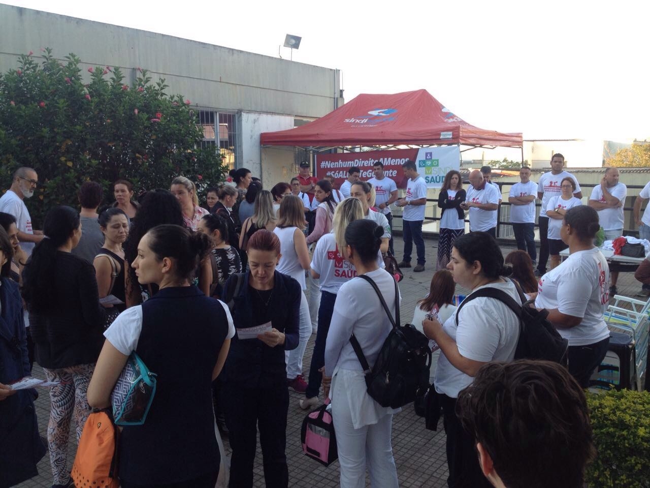 Funcionários do Hospital Regional de Araranguá fazem nova paralisação