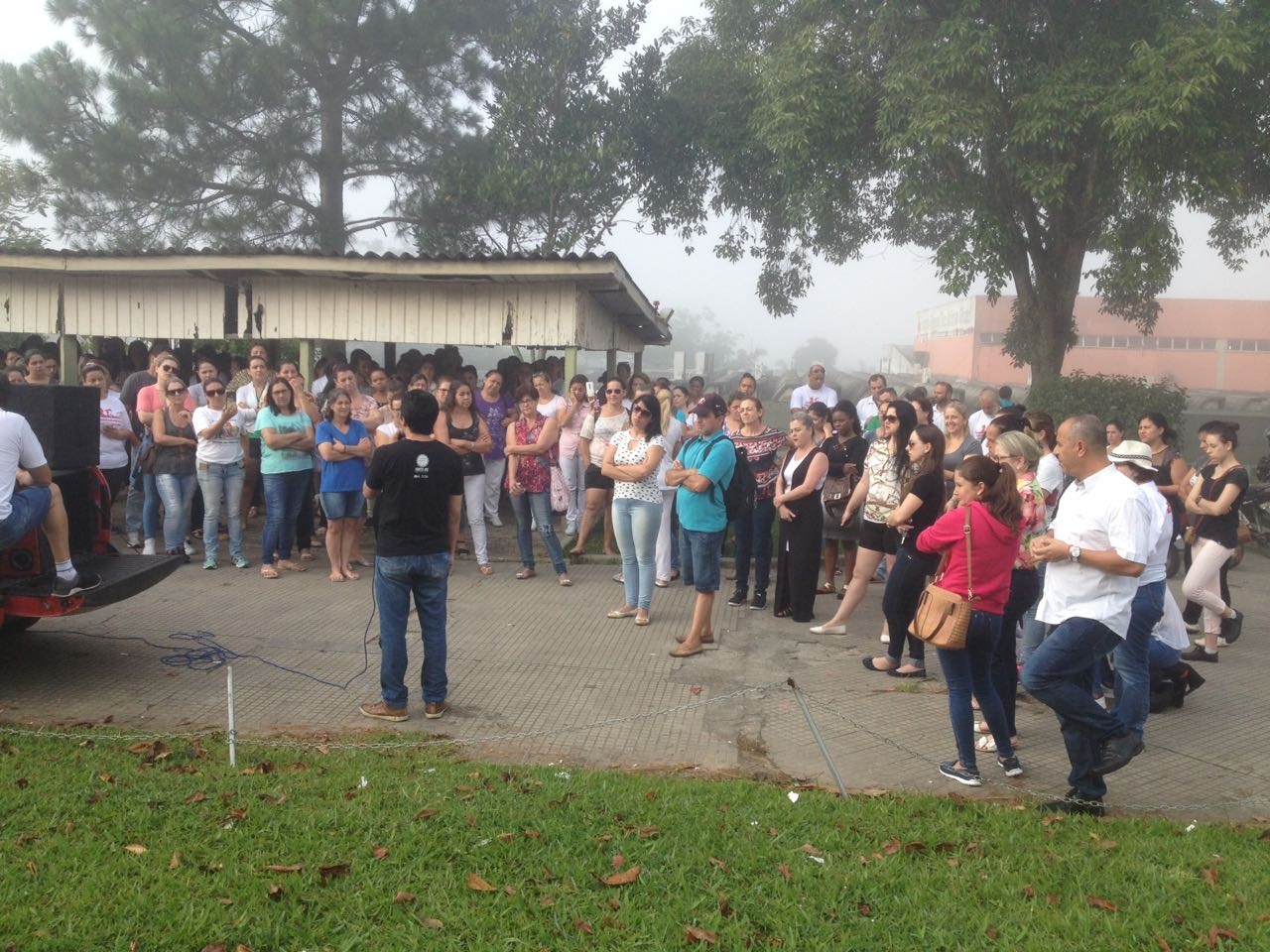 Trabalhadores ocupam Hospital Regional contra a demissões