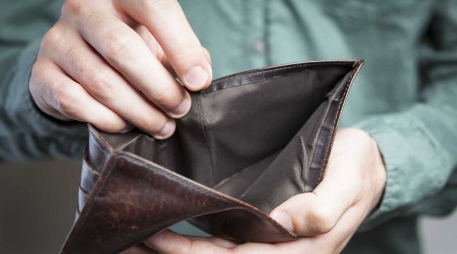 Mínimo sem aumento real empobrece trabalhador e tira R$ 7 bi da economia