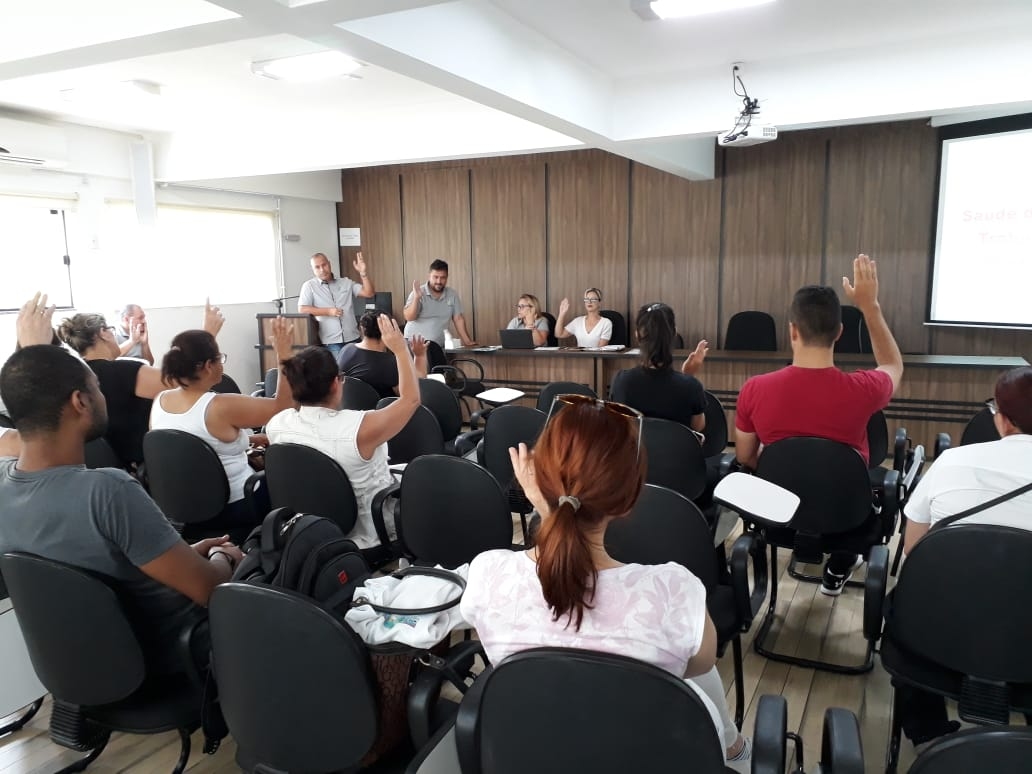 Trabalhadores da saúde querem 10.94% de aumento 