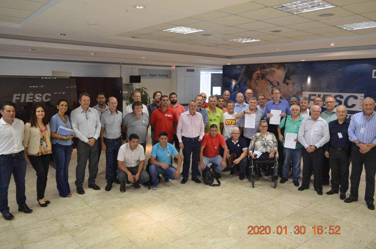 Piso Salarial Estadual tem reajuste médio de 4,97%