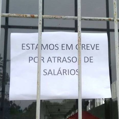 Trabalhadores do Hospital Regional de Araranguá em greve