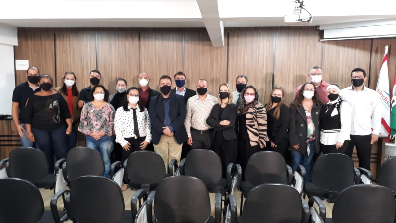 Nova direção do Sindisaúde Criciúma tomou posse nesta sexta-feira com Cleber Cândido retornando ao comando da entidade