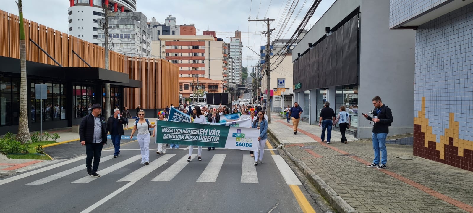 ATRASOS PISO DA ENFERMAGEM - Sindicato repudia e lamenta a falta de respeito com os trabalhadores pelos órgãos responsáveis pelo repasse