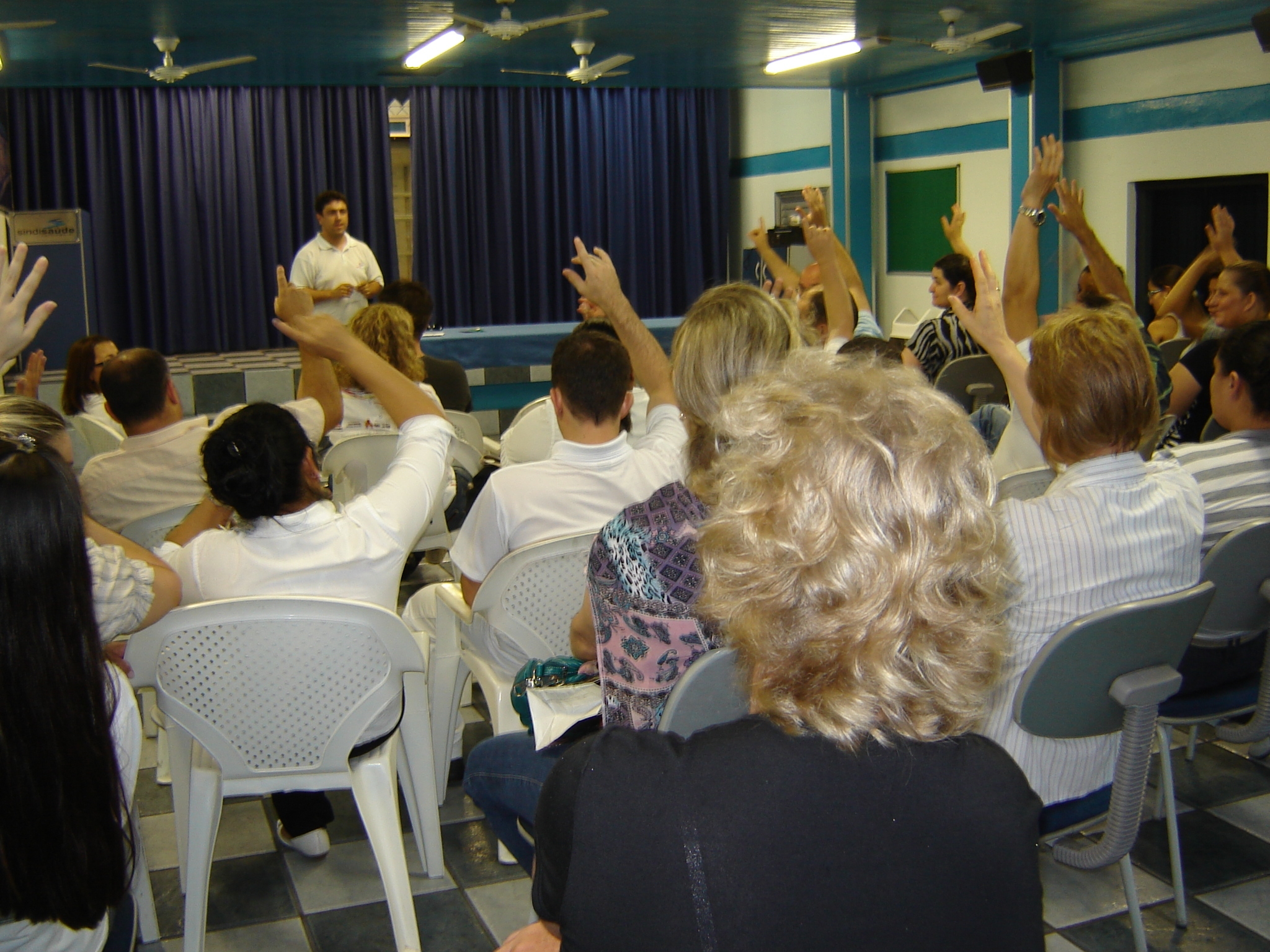 Sindisaúde 50 anos - Assembleias abriram a primeira  Campanha Salarial da direção eleita em 2009