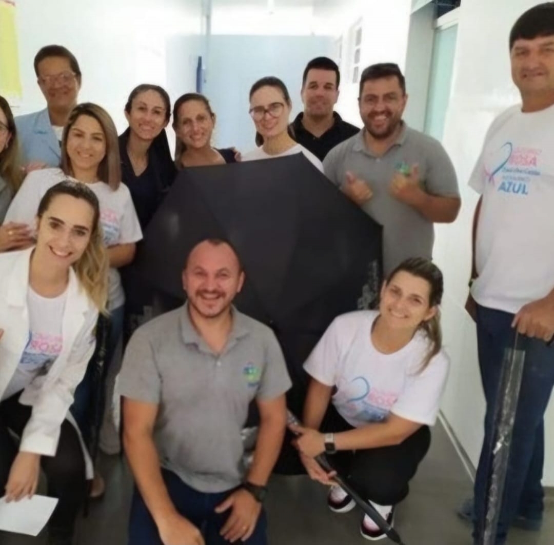 Sindisaúde 50 anos - Sindicato entregou guarda-chuva de brinde de fim de ano em 2019