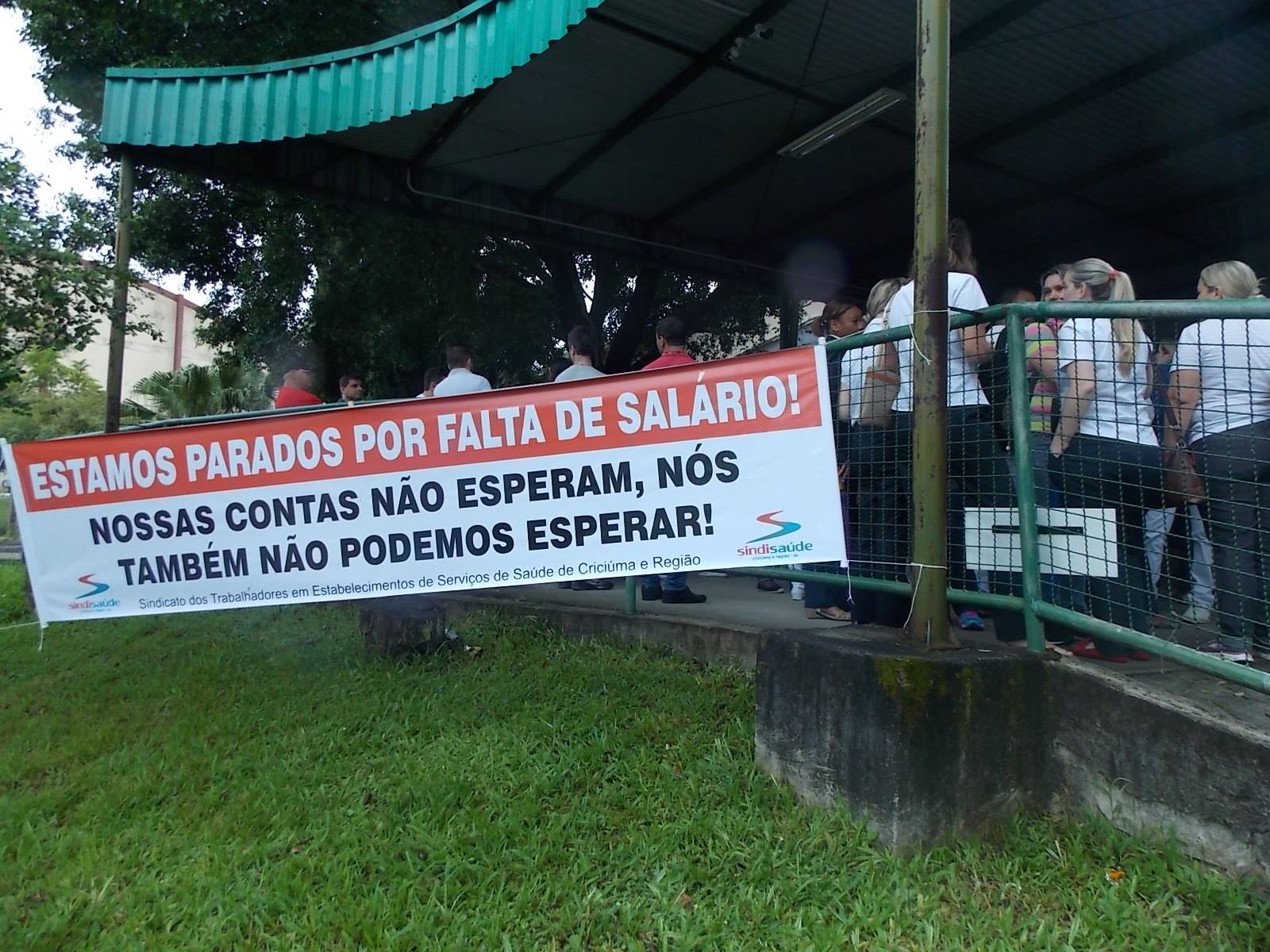Assembleia trabalhadores do plantão noturno do São José 