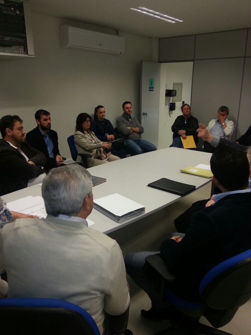 Sem proposta na primeira rodada de negociação hospitais