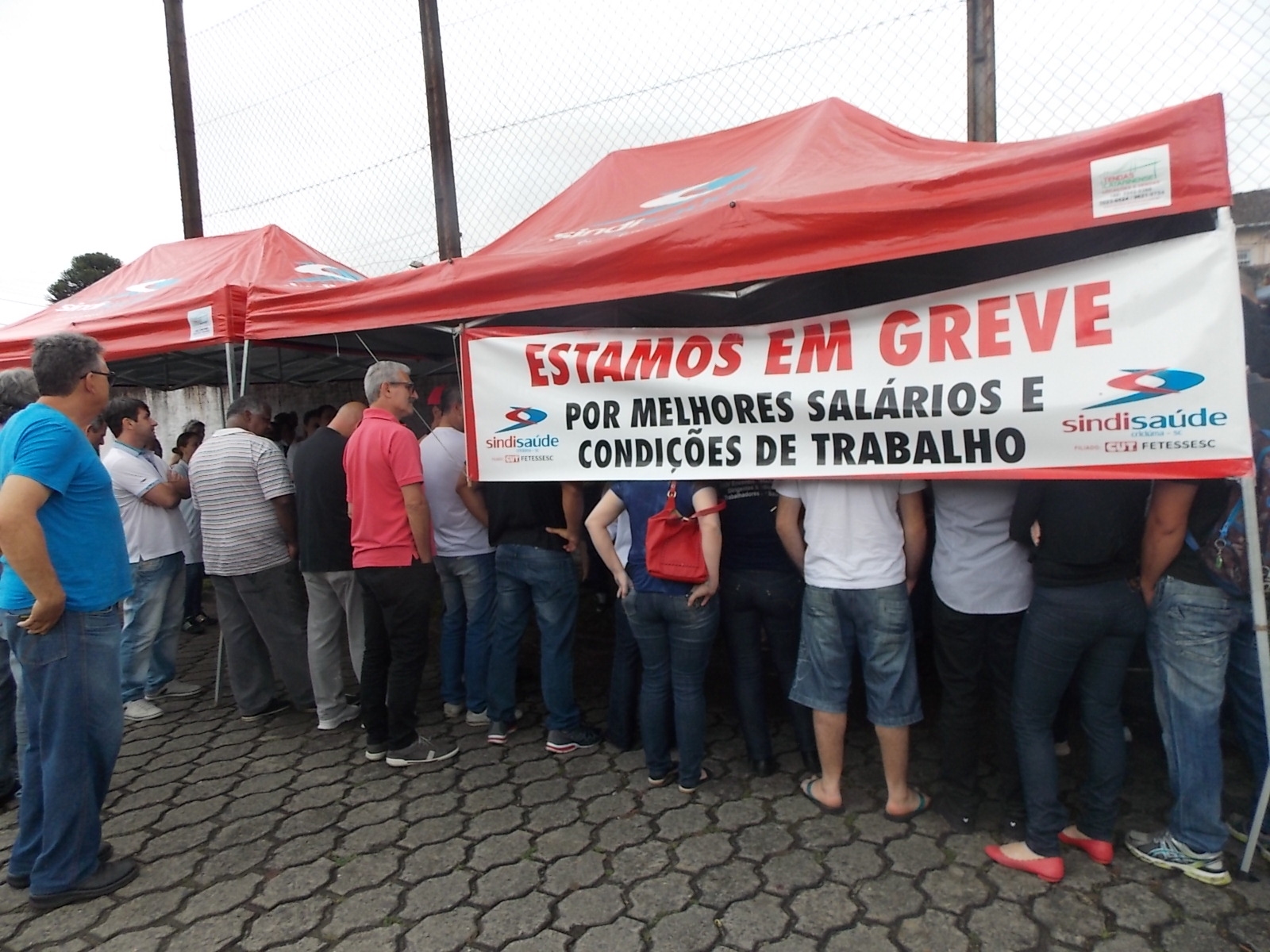Mais de 70% dos trabalhadores aprovam greve nos hospitais 